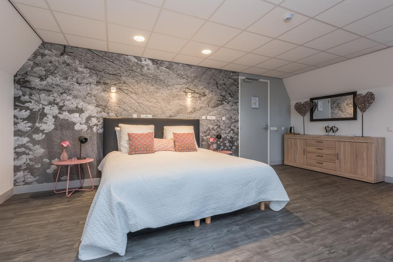 Hotel Het Spui Rhoon Extérieur photo