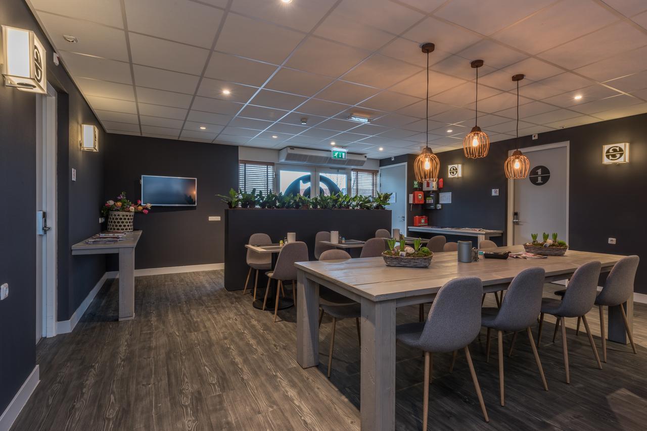 Hotel Het Spui Rhoon Extérieur photo