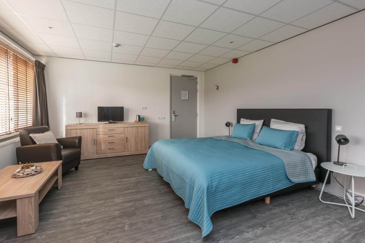 Hotel Het Spui Rhoon Extérieur photo