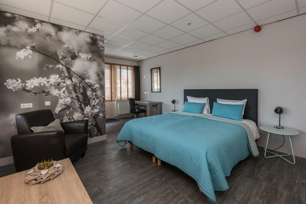 Hotel Het Spui Rhoon Extérieur photo