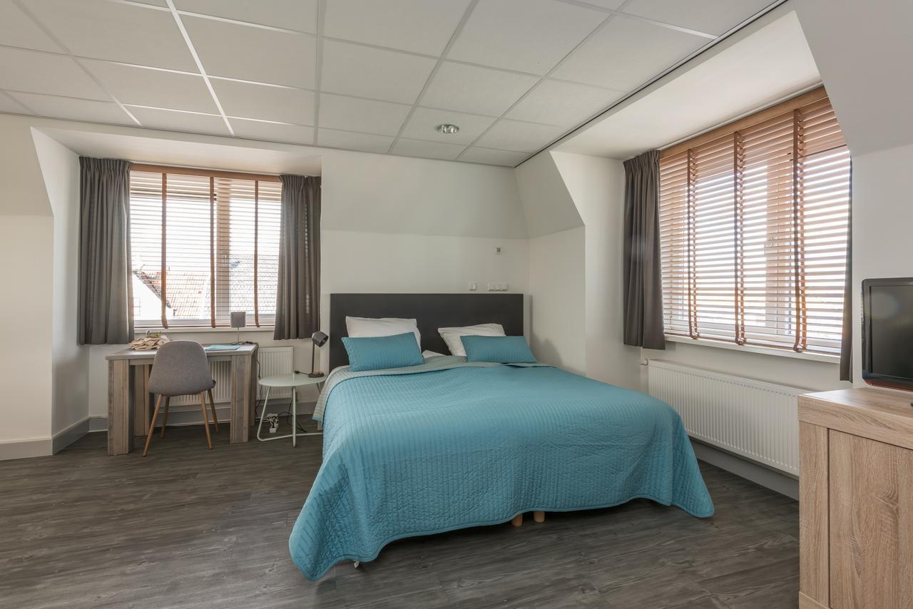 Hotel Het Spui Rhoon Extérieur photo